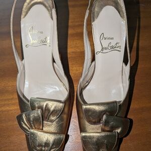 Christian Louboutin Gold Women's Shoes. SZ 36.
